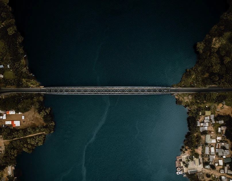 项目缩略图 - Building Bridges