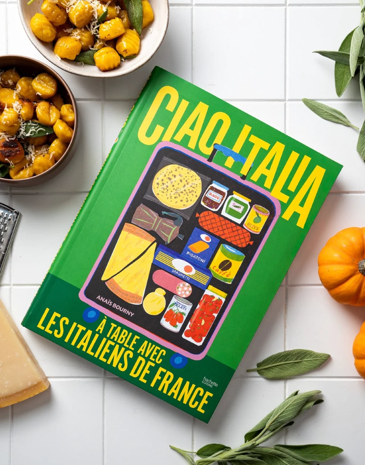 Italian food risograph ILLUSTRATION  italian illustrator Limited Color Palette retro illustration style vintage postcard Retro food illustration Digital Art 